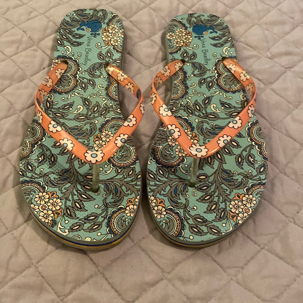 Vera Bradley flip flops size 10, paisley with flowers! Worn twice!